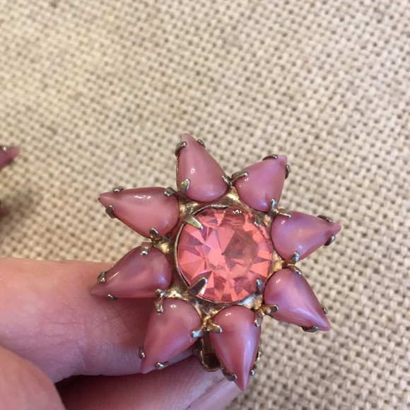 Vintage Pink Austrian Crystal Star Flower Clips - Picture 8 of 12